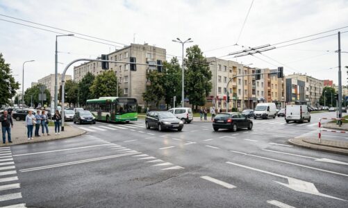 Utrudnienia w ruchu: Awaria sygnalizacji na skrzyżowaniu ulic Chwaszczyńskiej i Nowowiczlińskiej
